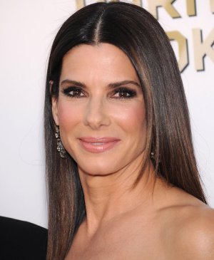 sandra_bullock_headshot-3e38cc2c88954b6a8588c7ea15e9ed26.jpg