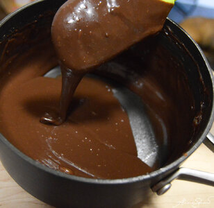 Brigadeiro-Chocolate-Cake-14.jpg