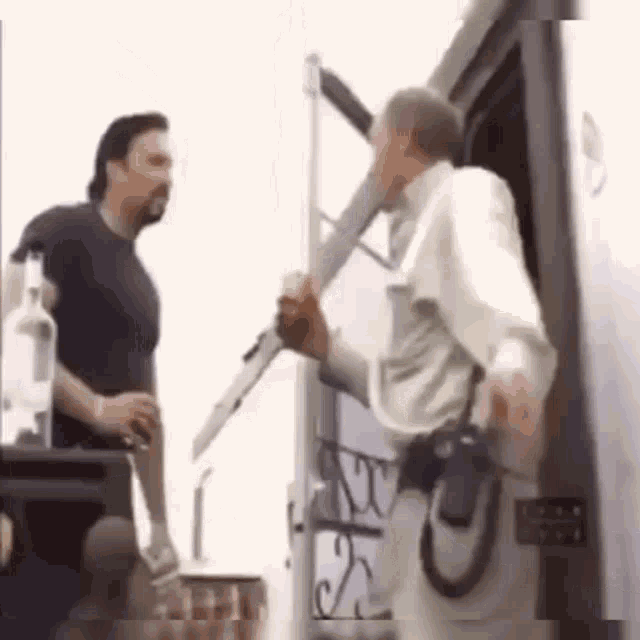 tenor.gif